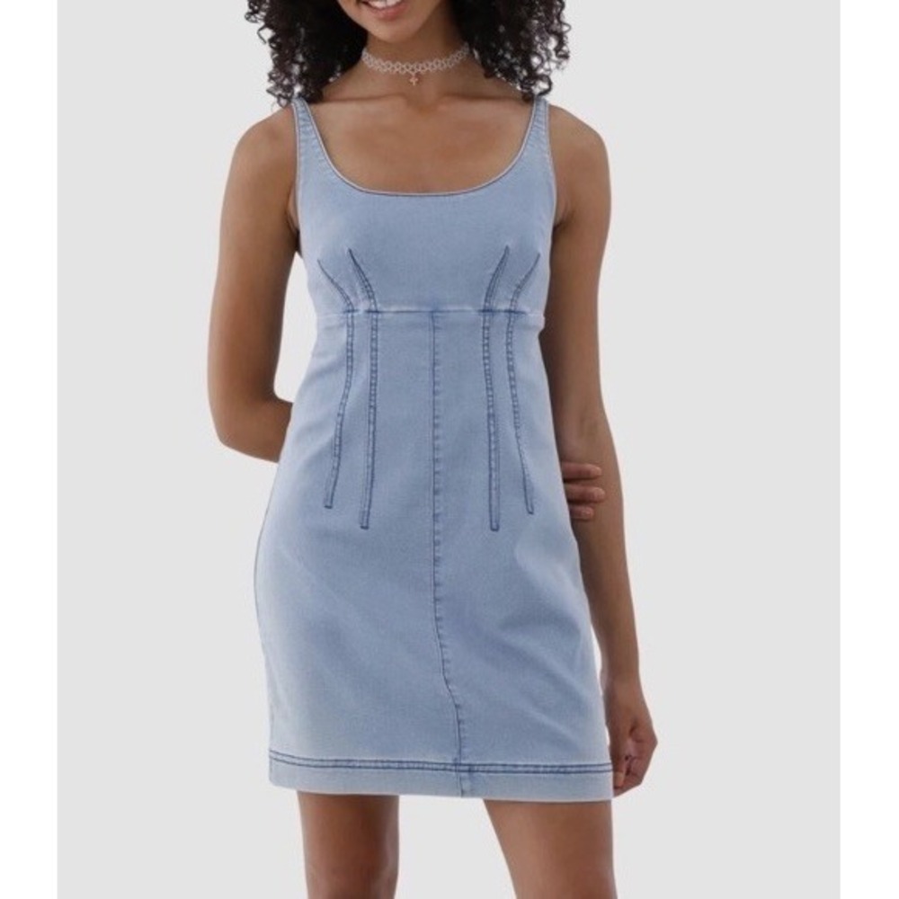NWT- No Boundaries Junior Denim Mini Dress Light Wash Blue Mโ (8-10) Casual